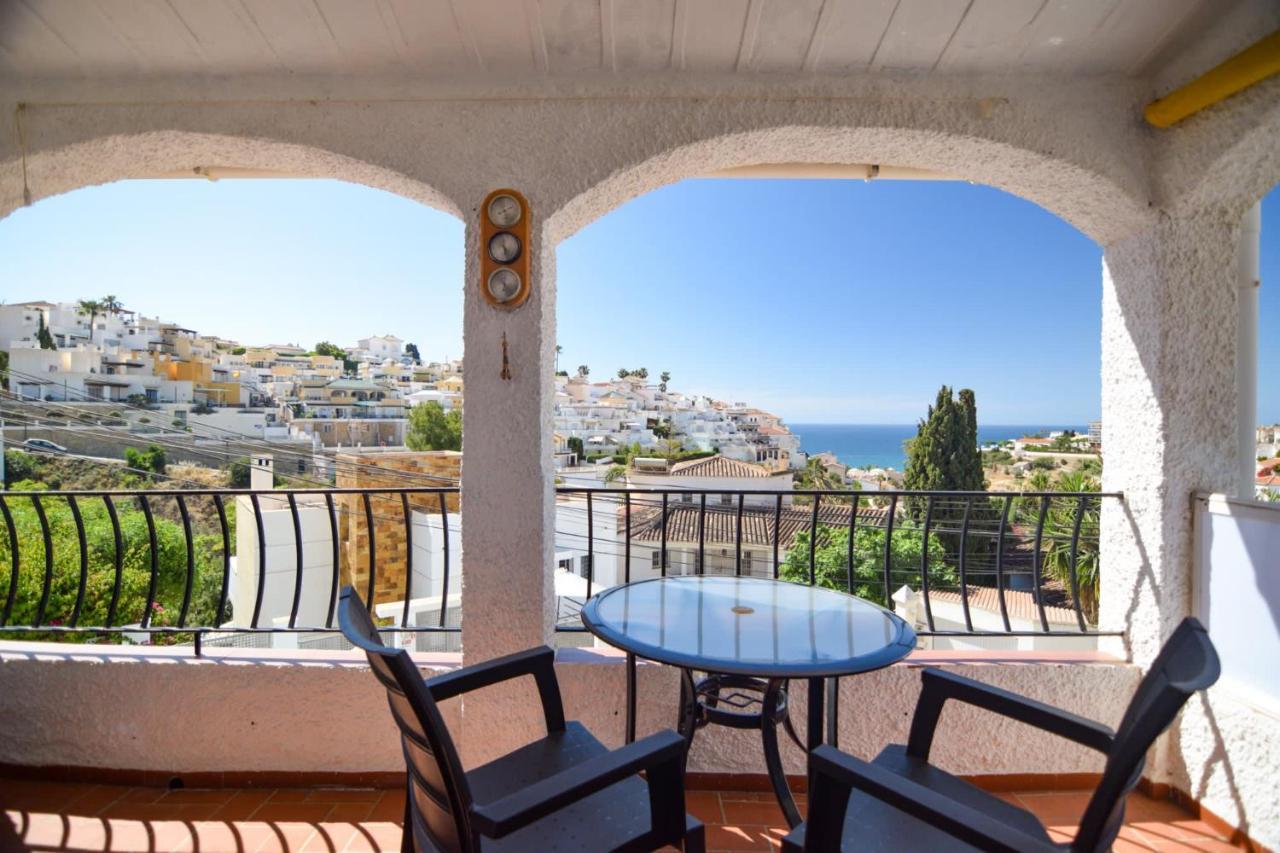 فيلا Casa Christina- Burriana Beach نيرخا المظهر الخارجي الصورة